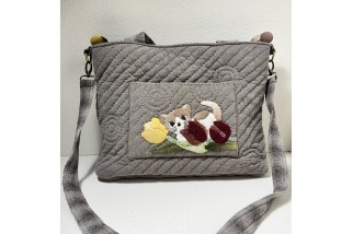 Floral patchwork shoulder bag